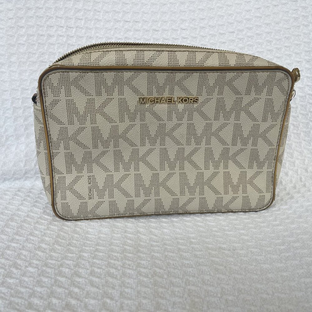 Michael Kors Crossbody Purse